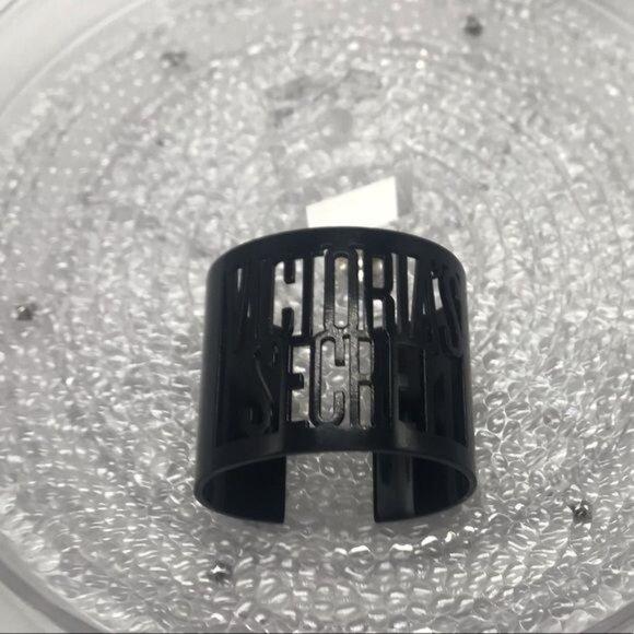 Victoria’s Secret laser cut cuff bracelet black - Picture 7 of 8